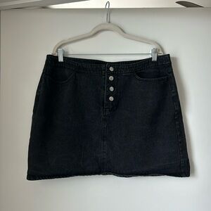 Forever 21+ button Jean skirt